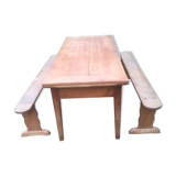 Table ferme rallonges deux bancs