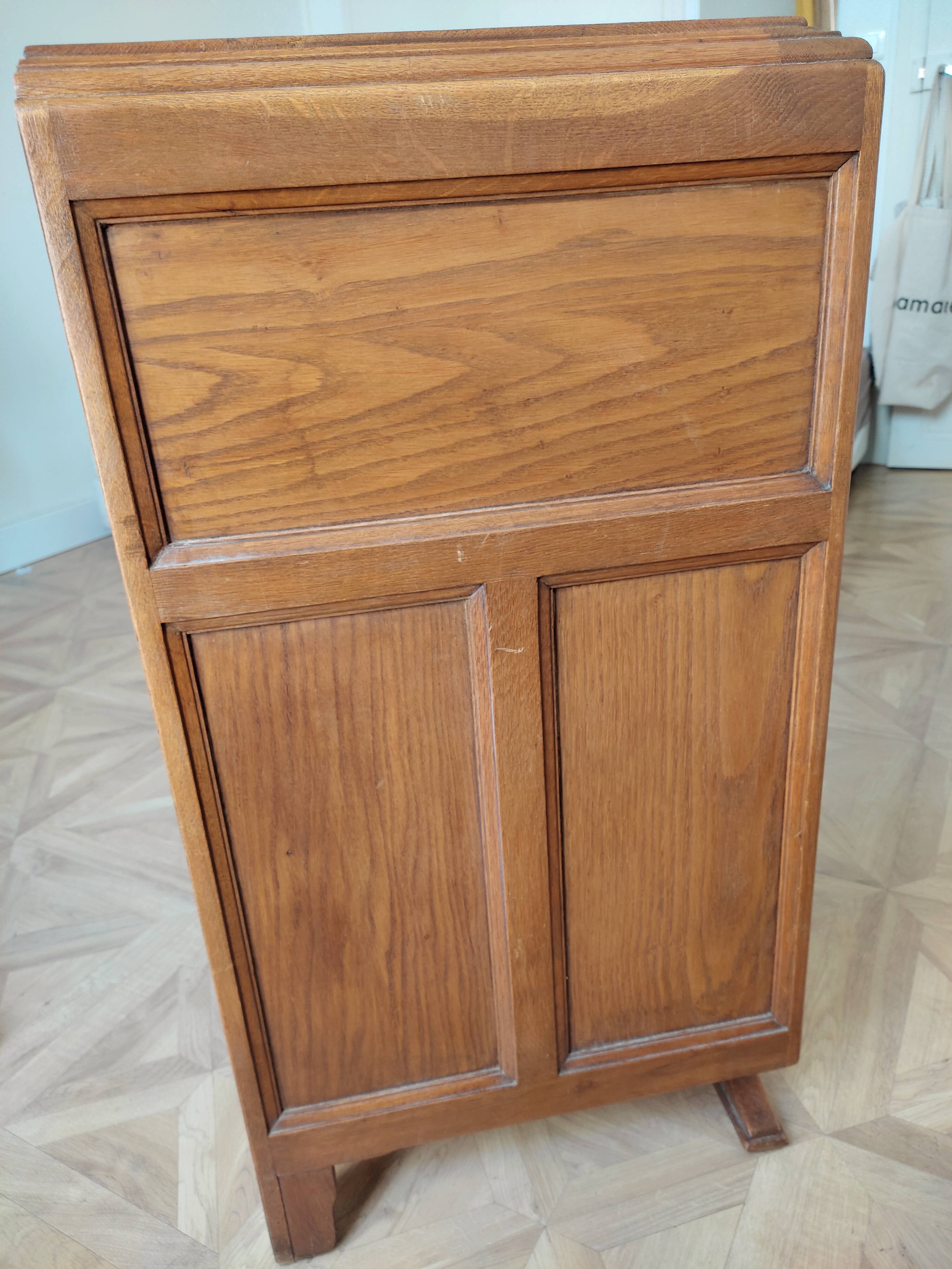 Commode en bois vintage