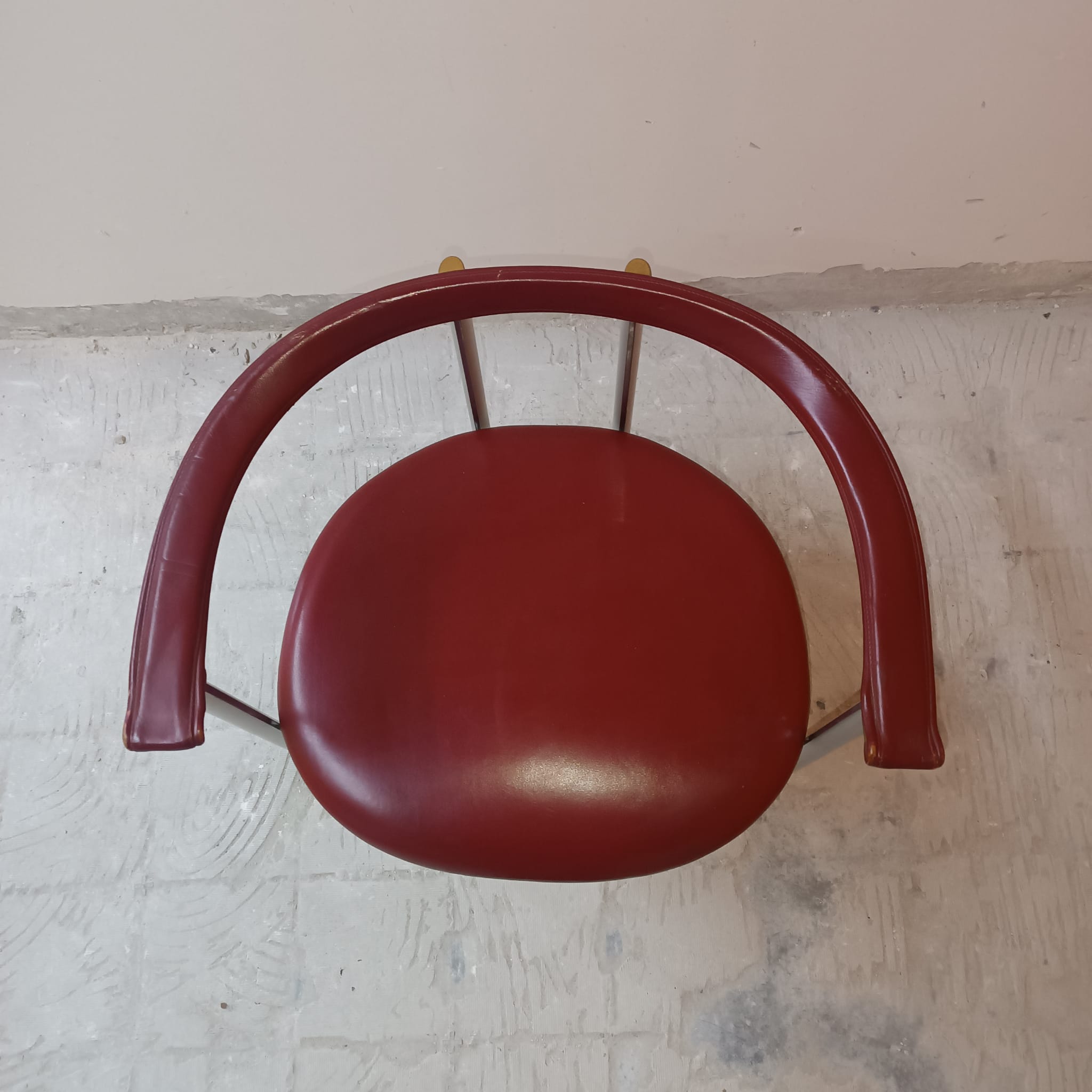 Set of 4 leather dining chairs