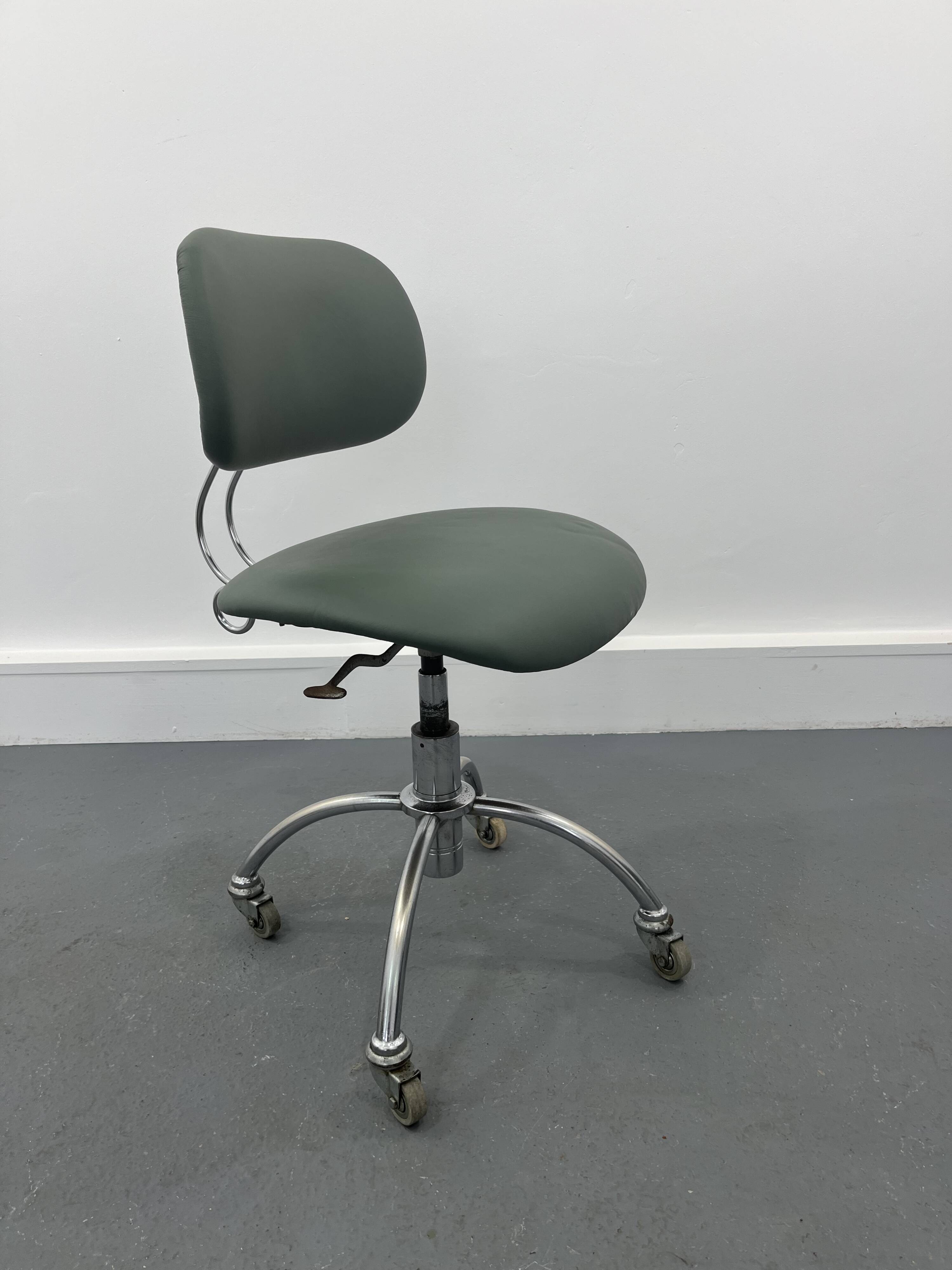 Mid-century swivel chair from Bohler 1950s