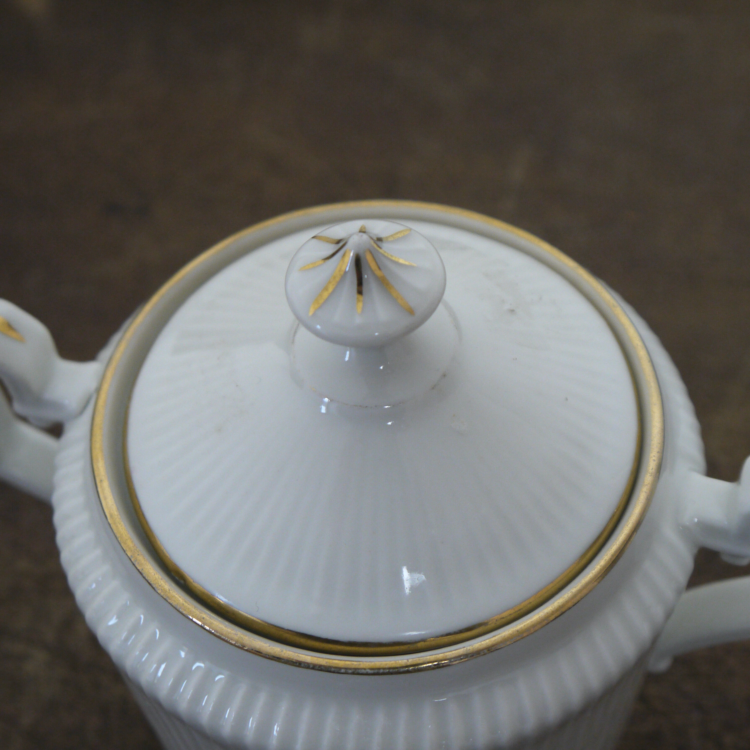 Porcelain sugar pot