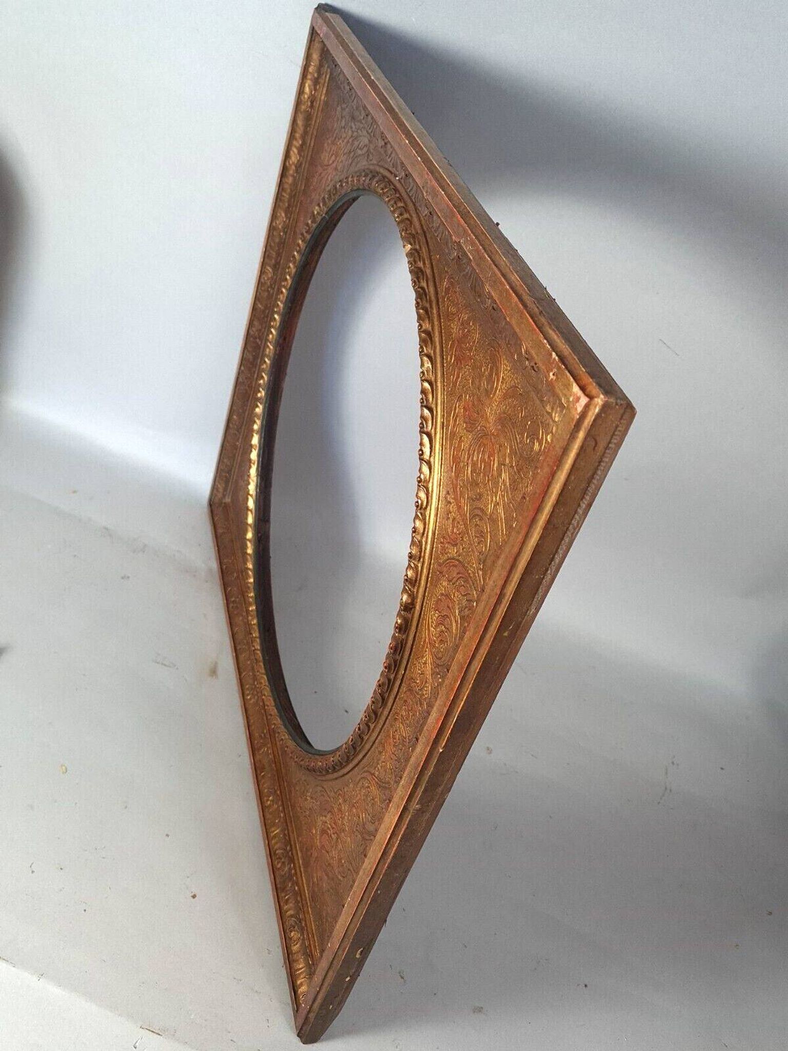 Old Florentine frame round view rebate 38 cm chiseled wood gilded stucco + glass SB656
