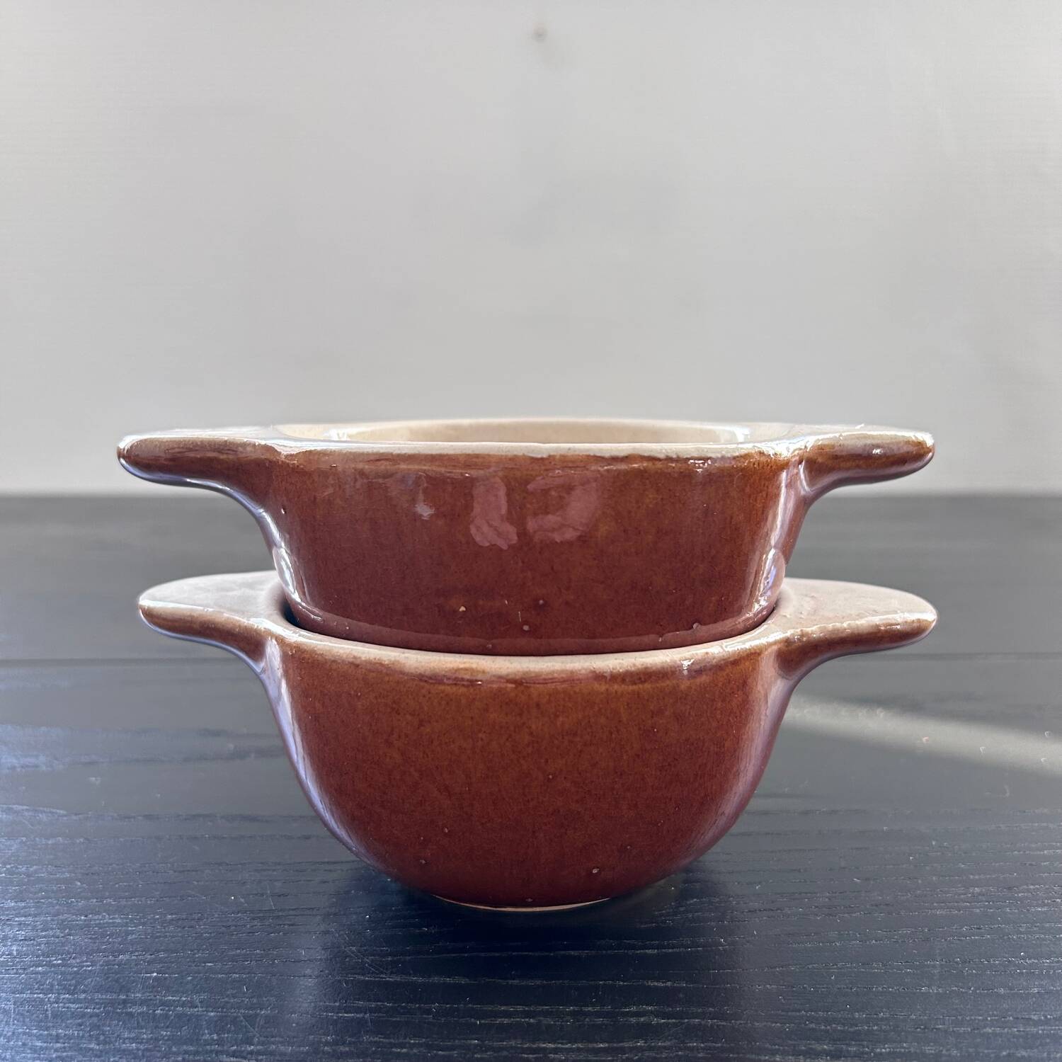 Pair of ear bowls