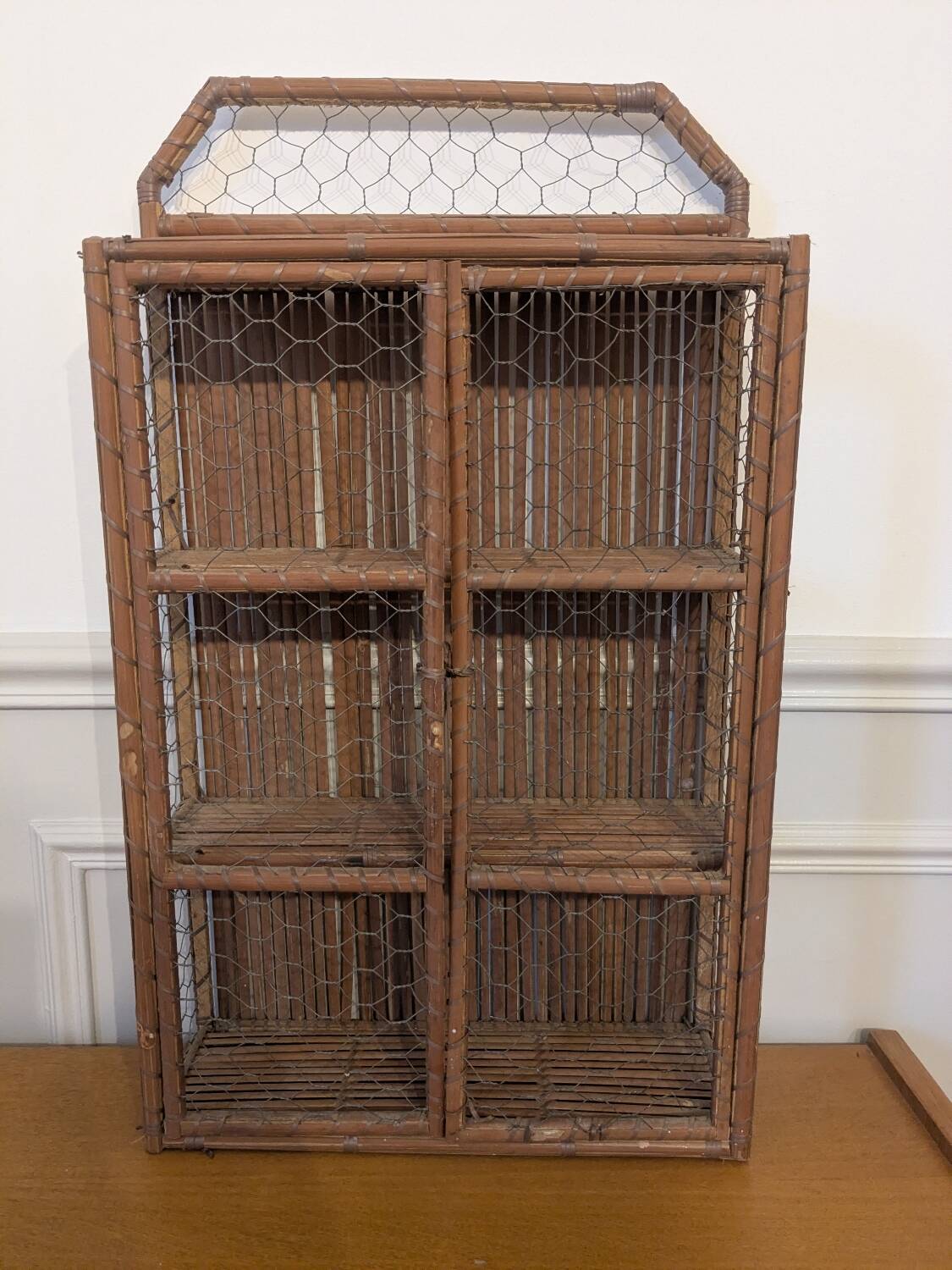Wicker shelf