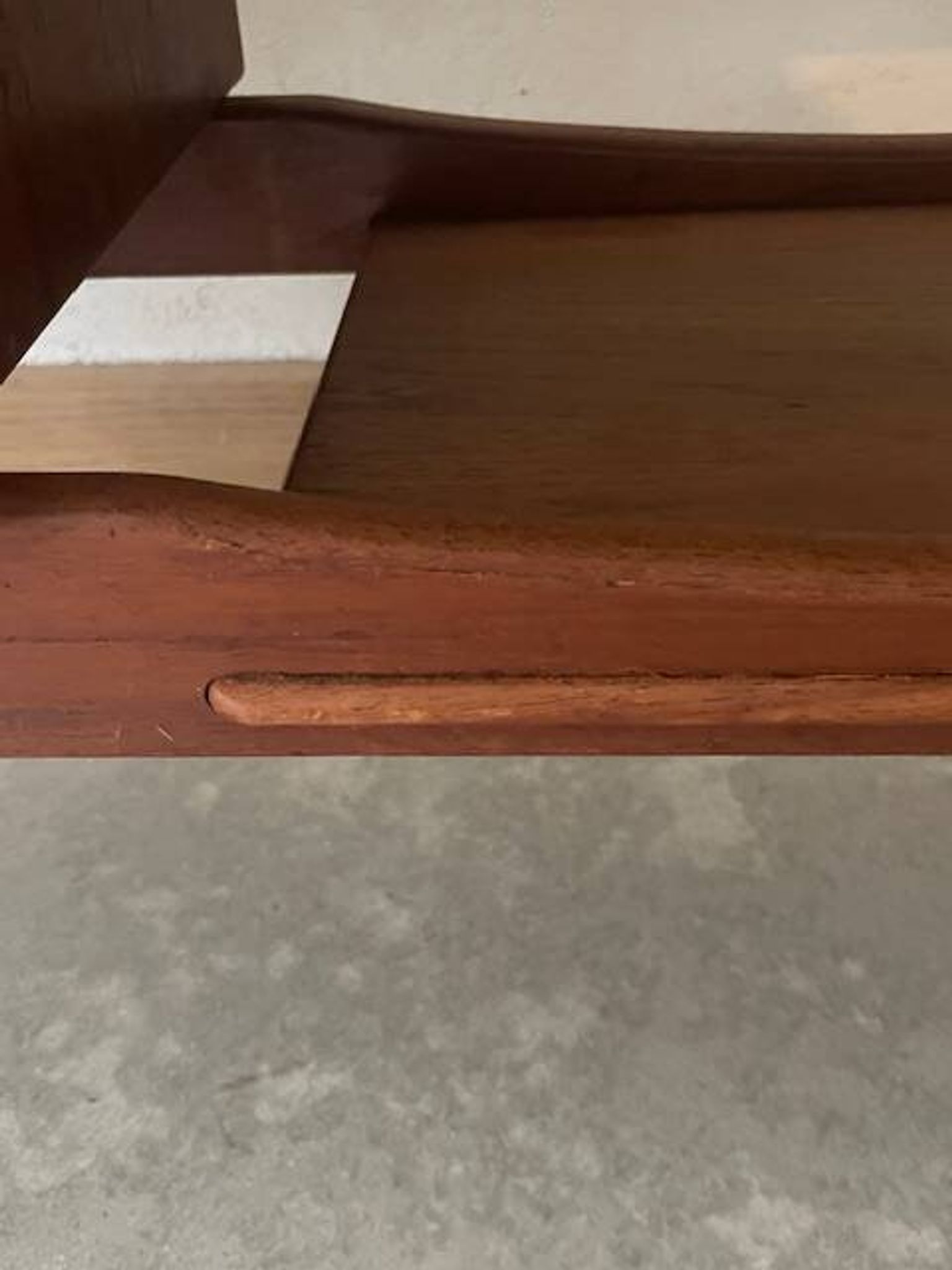 Jardinière console