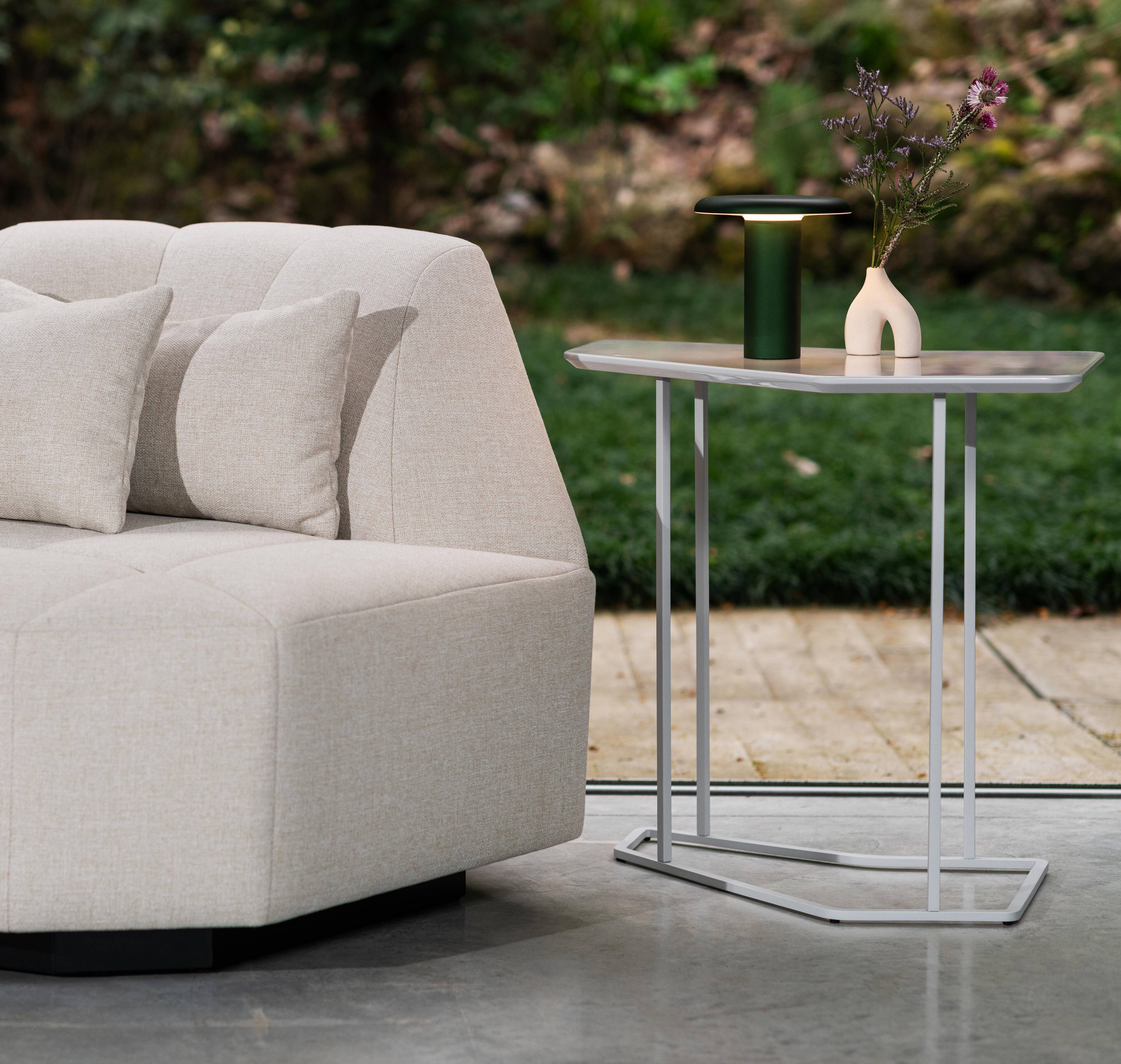 Table d'appoint design - Etat neuf