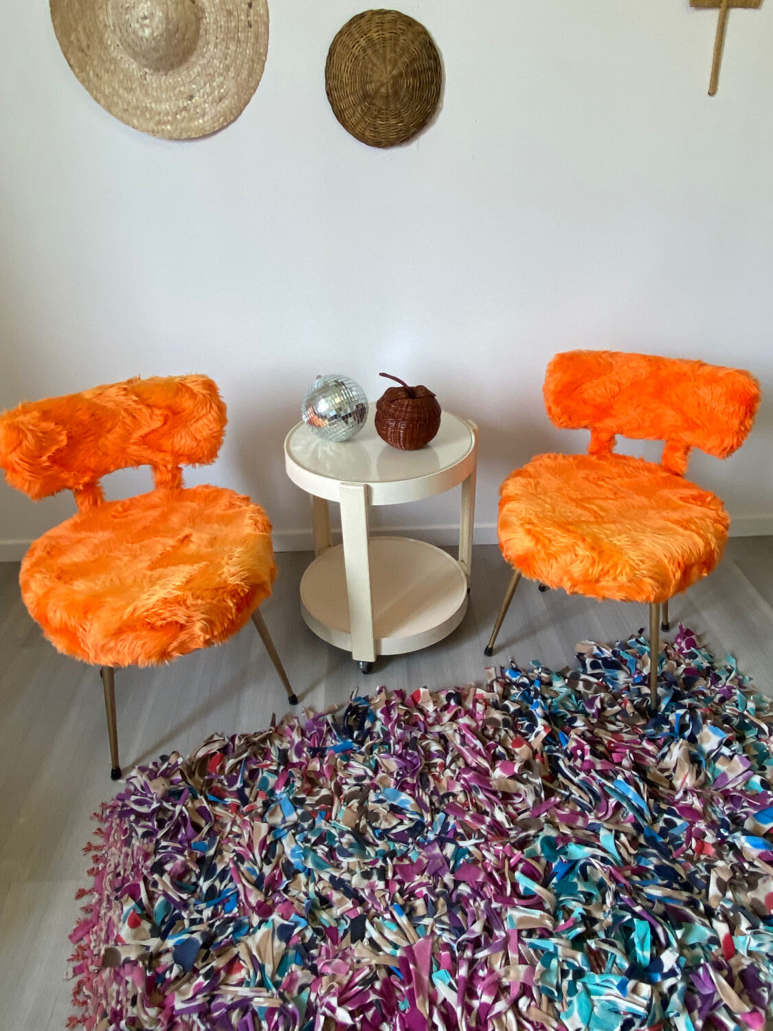 Vintage plastic service