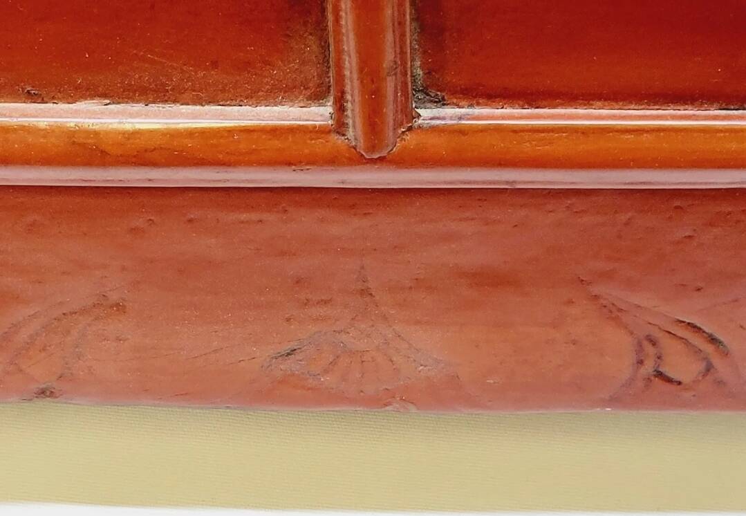 Old chinese barber hairdresser stool 19th xixth century in lacquered wood