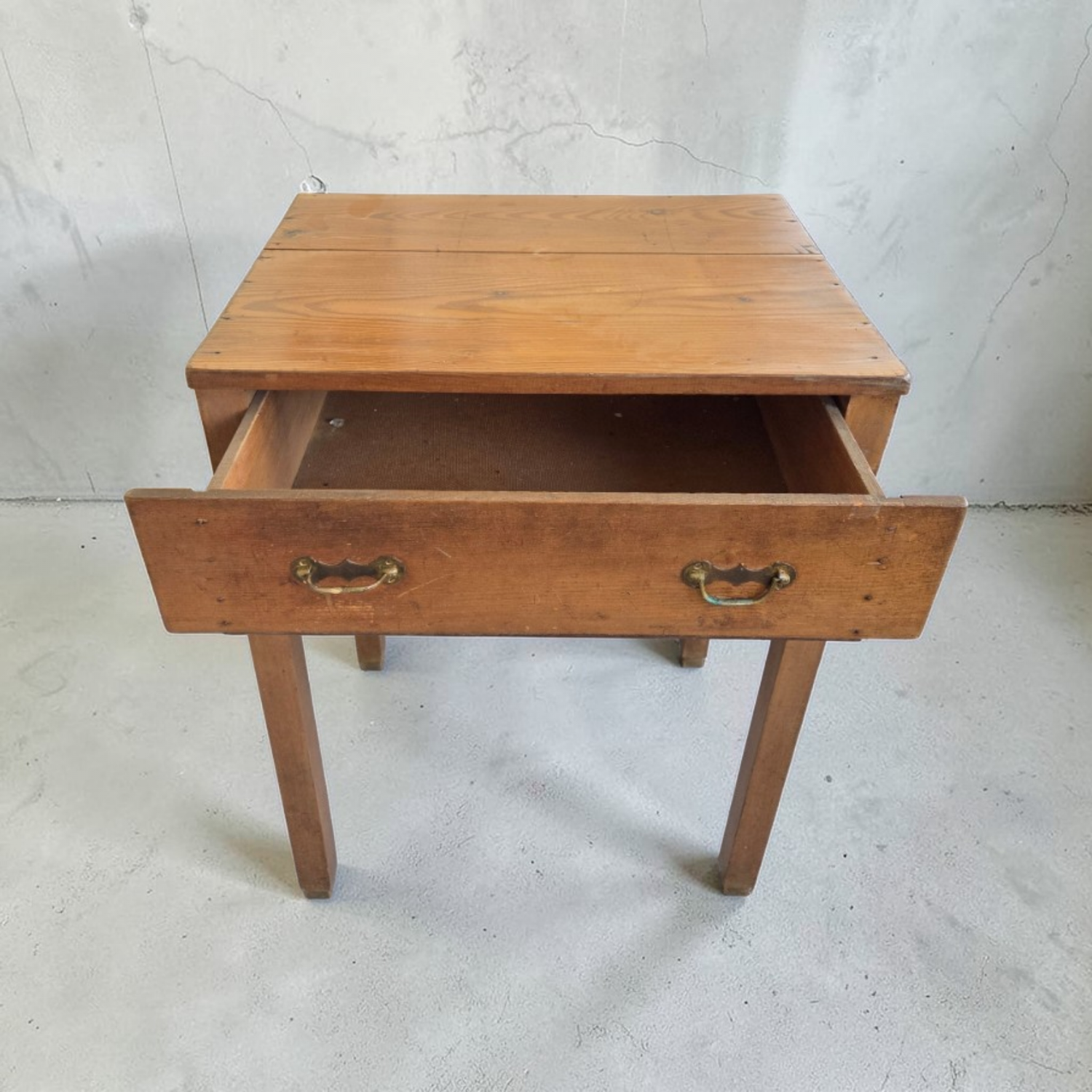 Table d'appoint