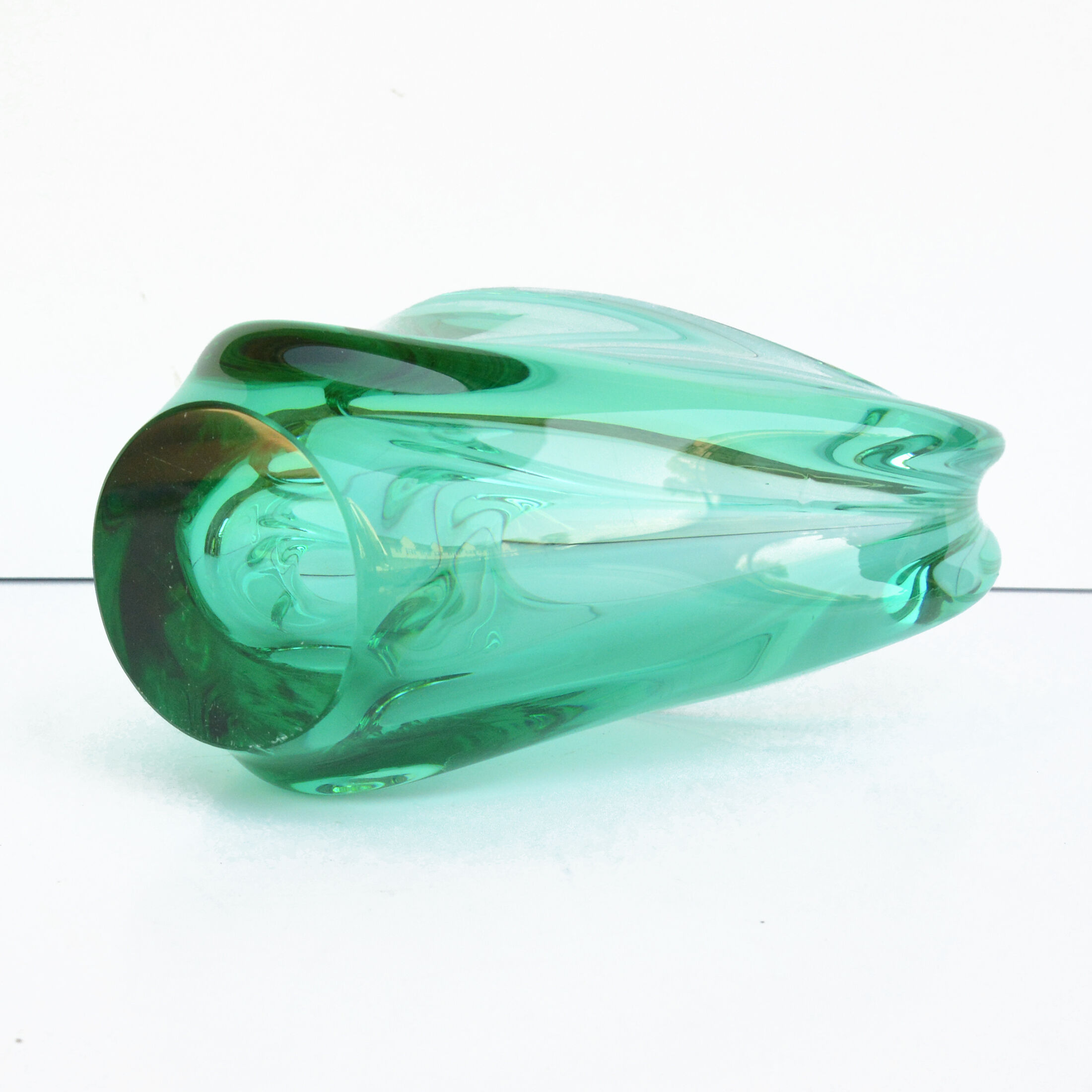 Panier en verre des années 1960, conçu par M. Klinger, Zelezny Brod Sklo, Tchécoslovaquie