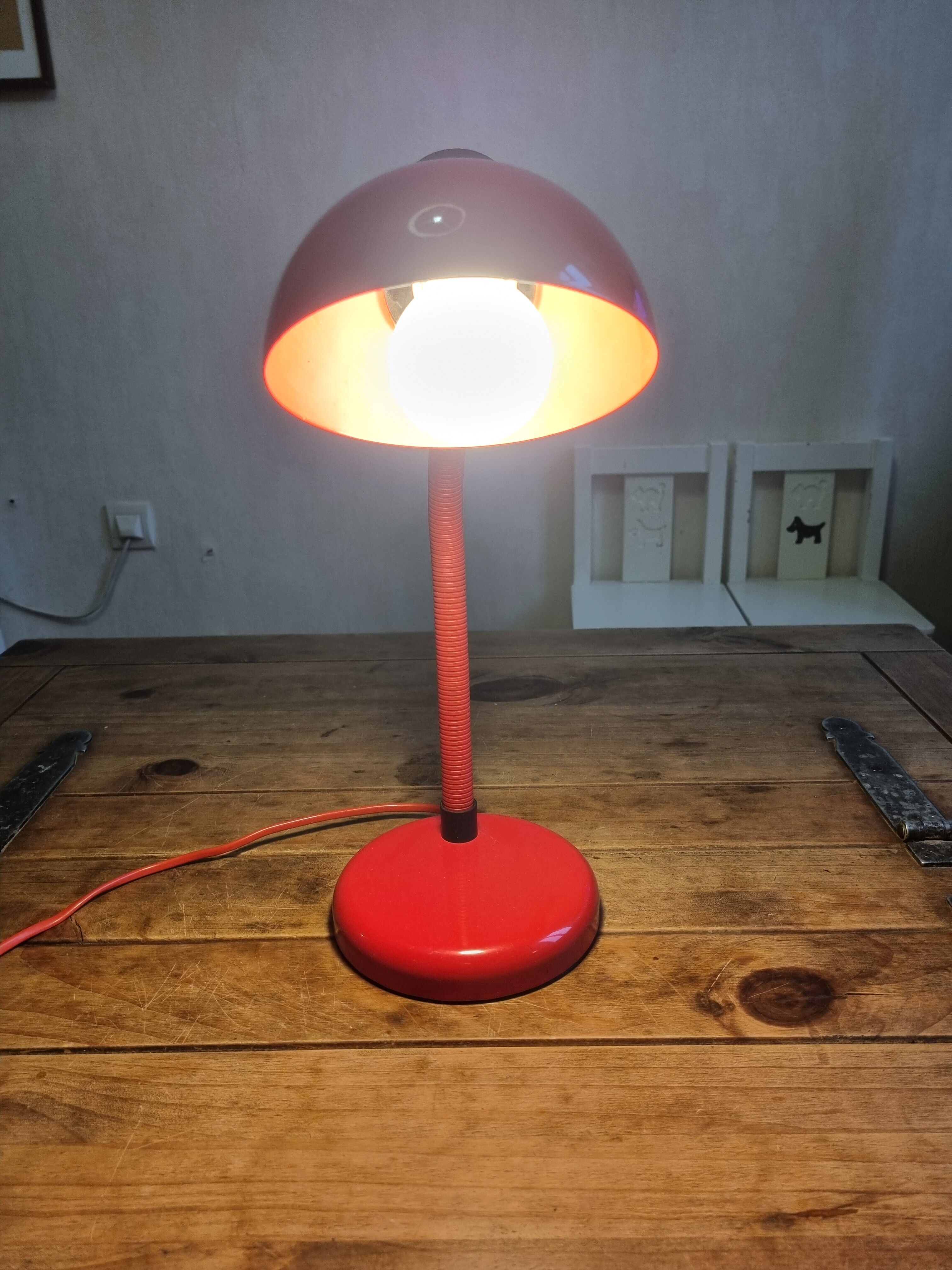 80s pop lamp Italian design