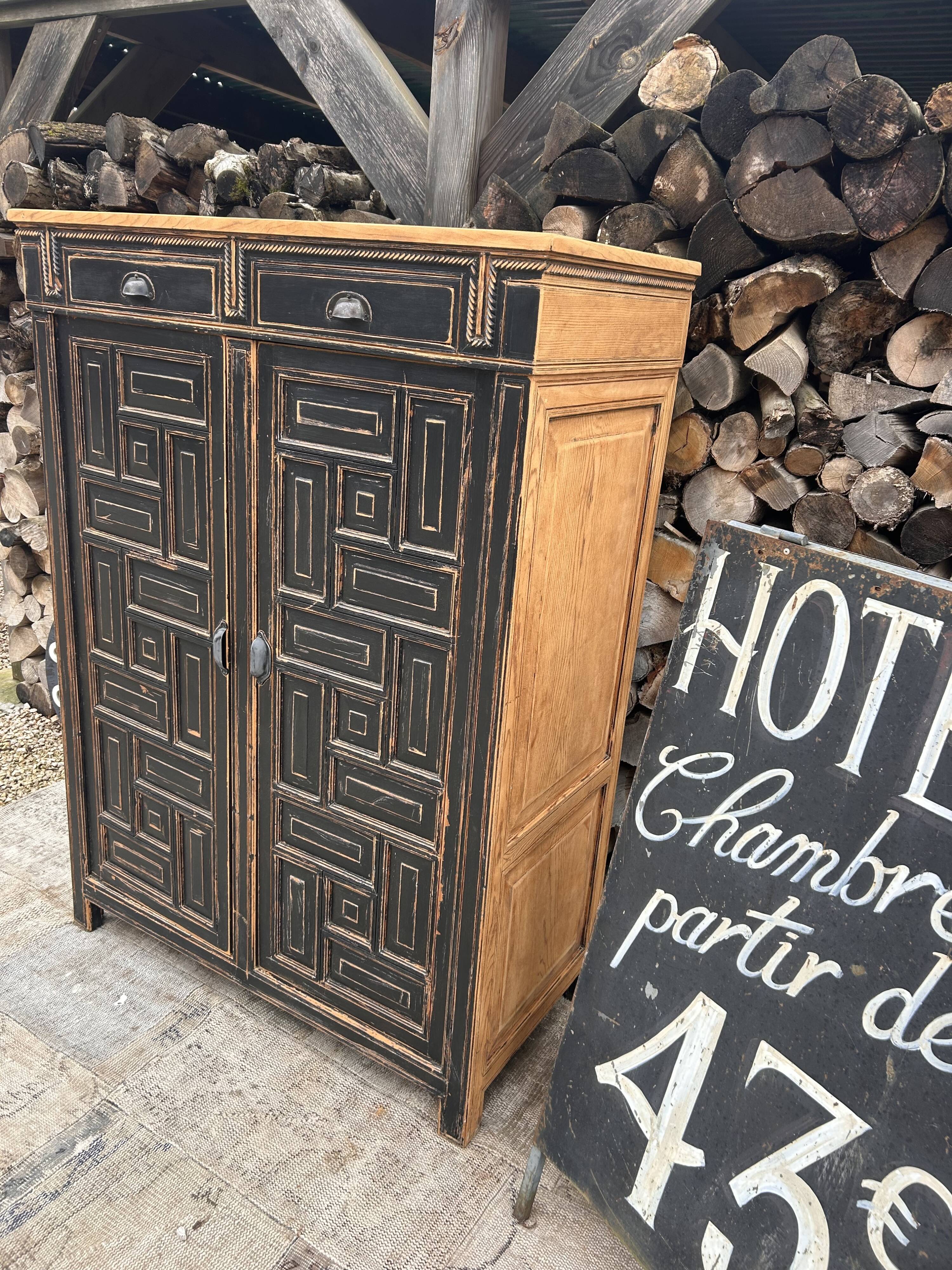 Storage furniture / Antique black wood and wood sideboard