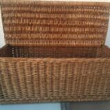 Wicker chest bench