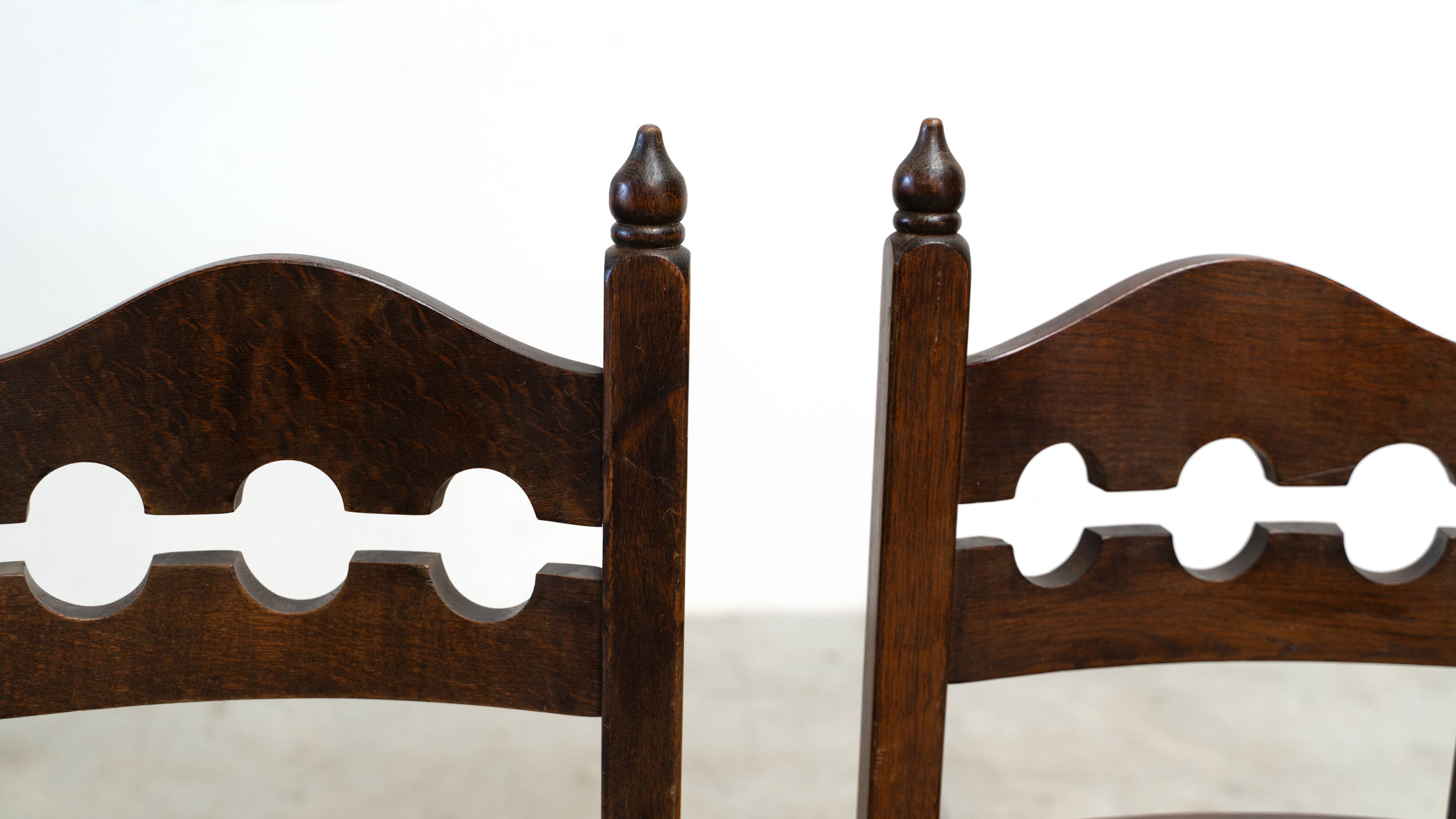 Ensemble de six chaises de salle à manger françaises