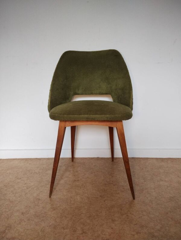 Chaise tonneau moumoute