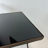 Pull-out tables in metal and glass