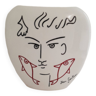 Vase en porcelaine  « Le Pêcheur de Villefranche » de Jean Cocteau