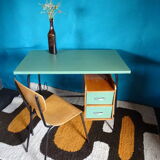 Desk hanging drawers and chair