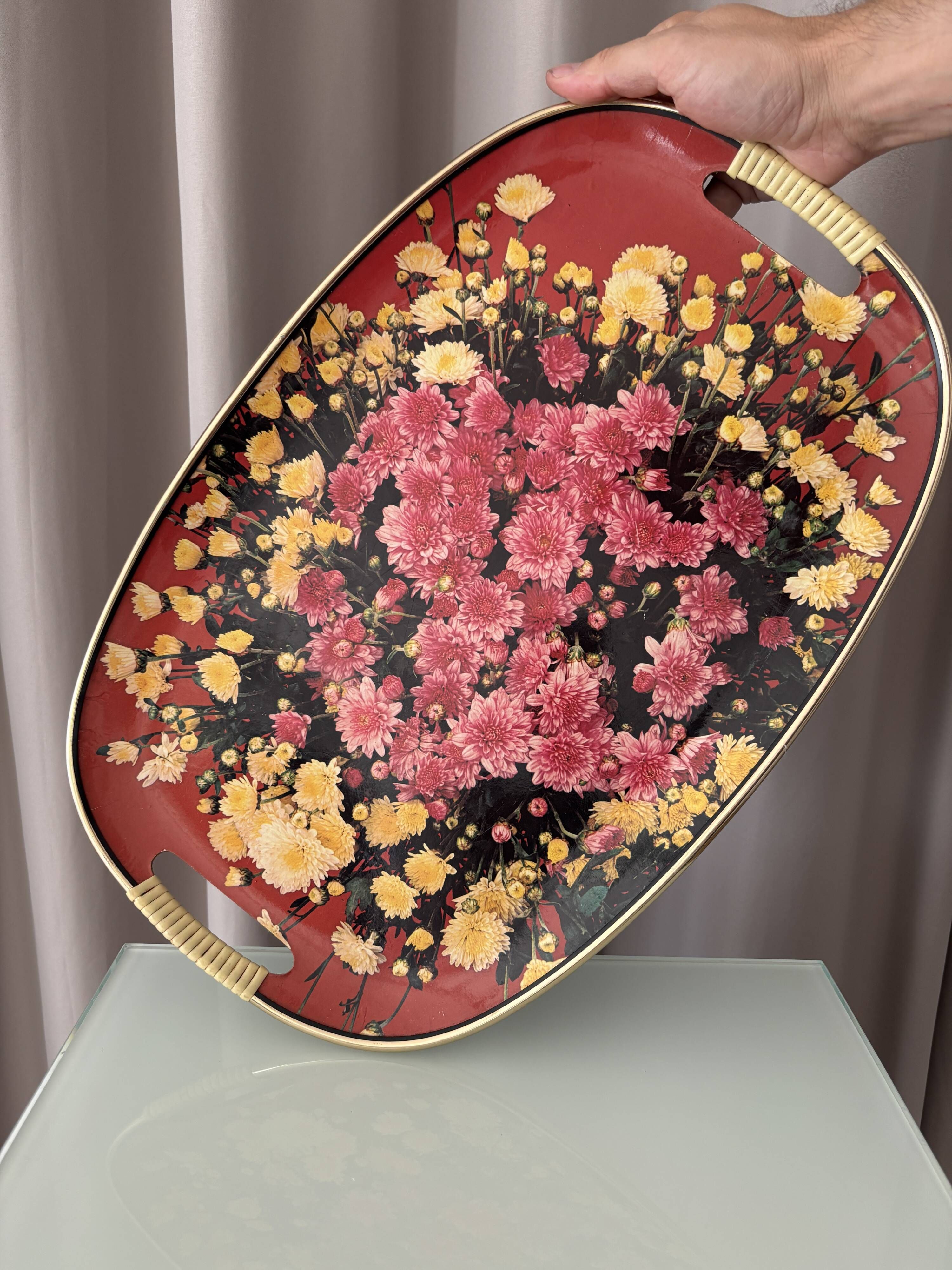 Vintage Floral Serving Tray – 1970s Chrysanthemum Design