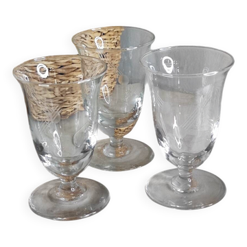 Verres a liqueur