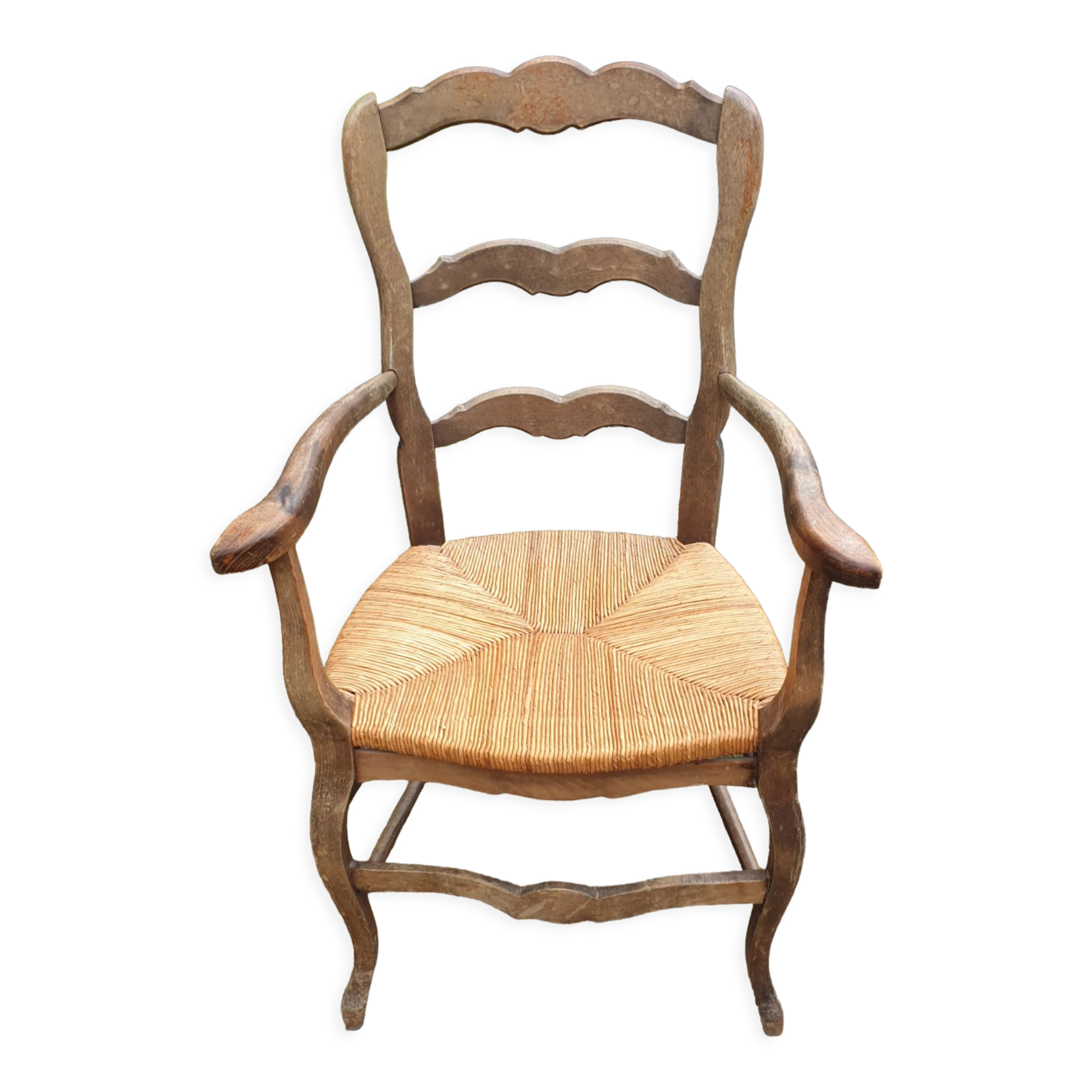 Rustic straw armchair