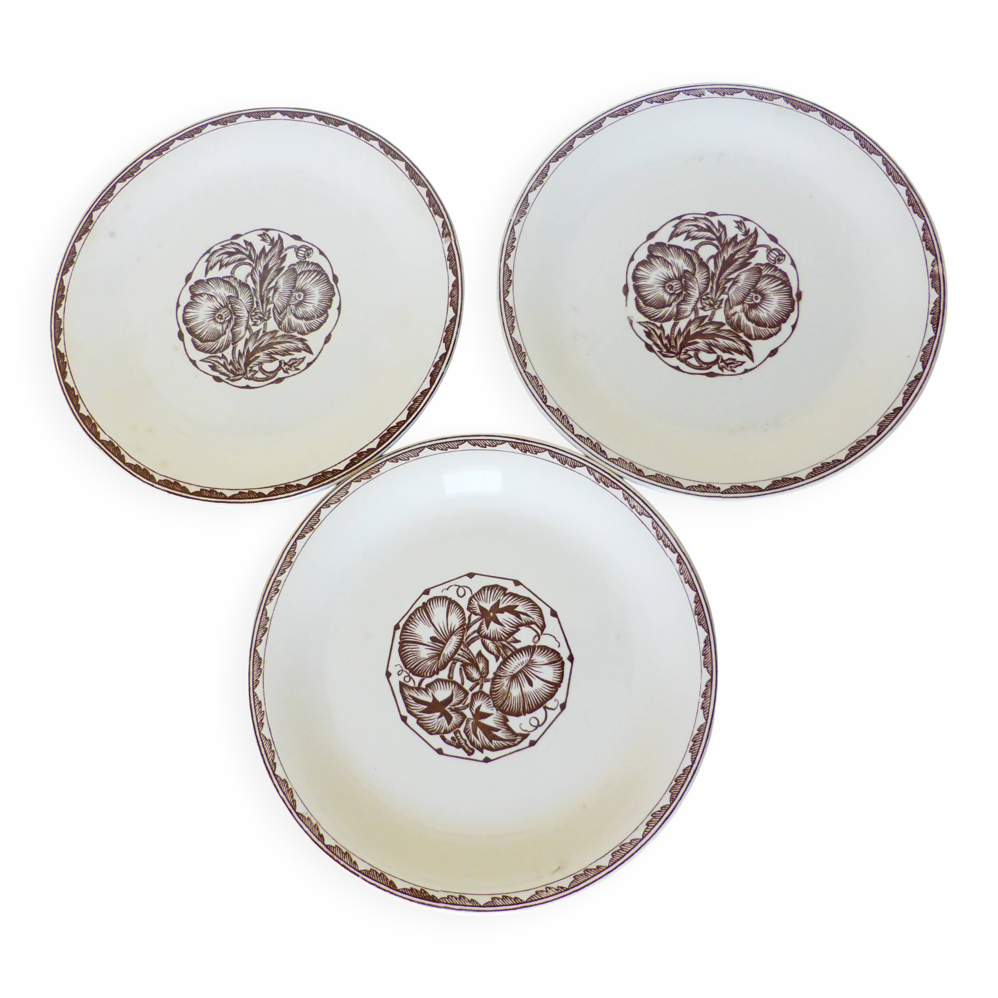 3 Sarreguemines flat plates, Argonne pattern 210734