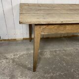 Farm table