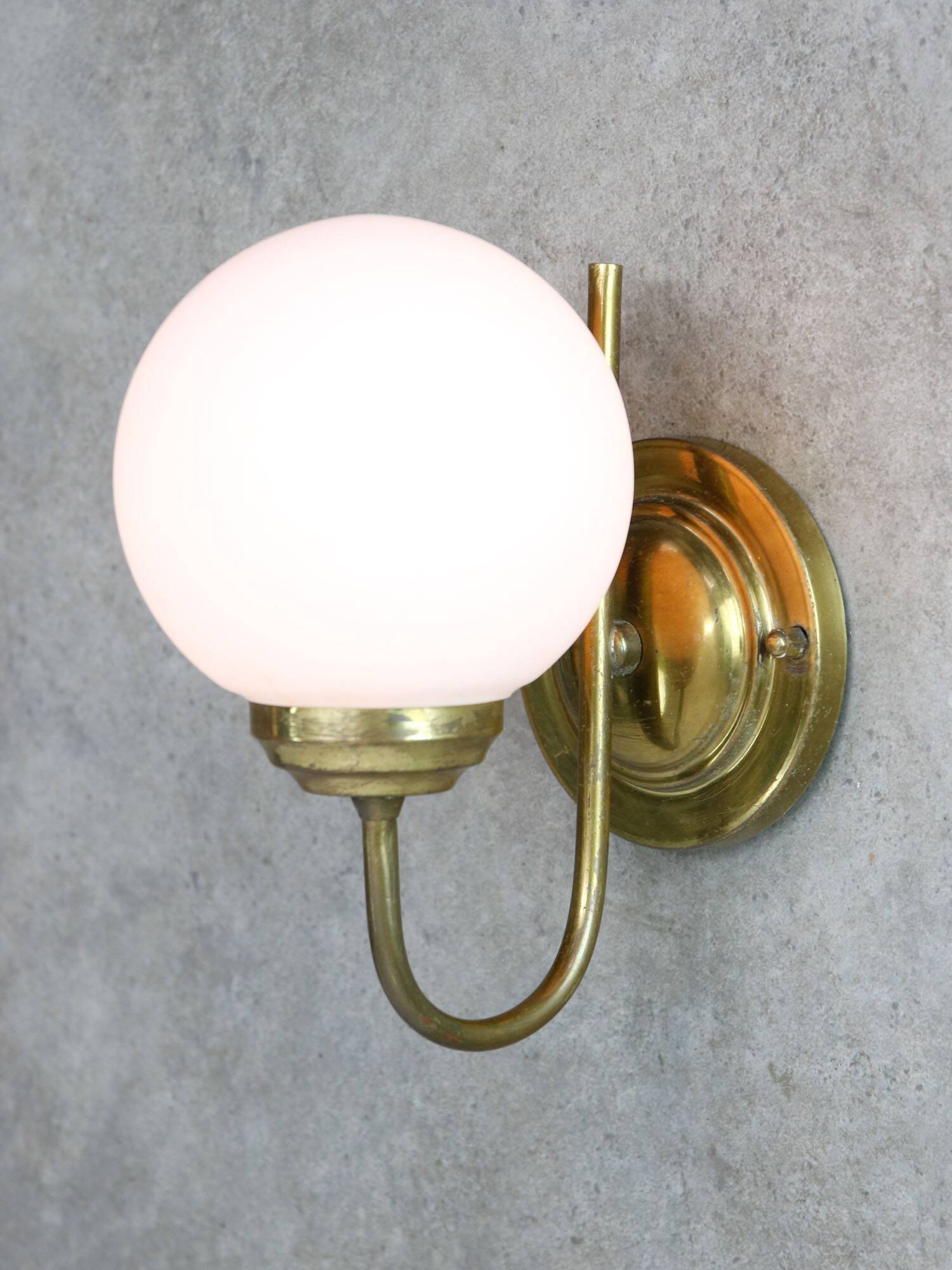 Mid-Century Italian Brass Wall Lamp, 1960s