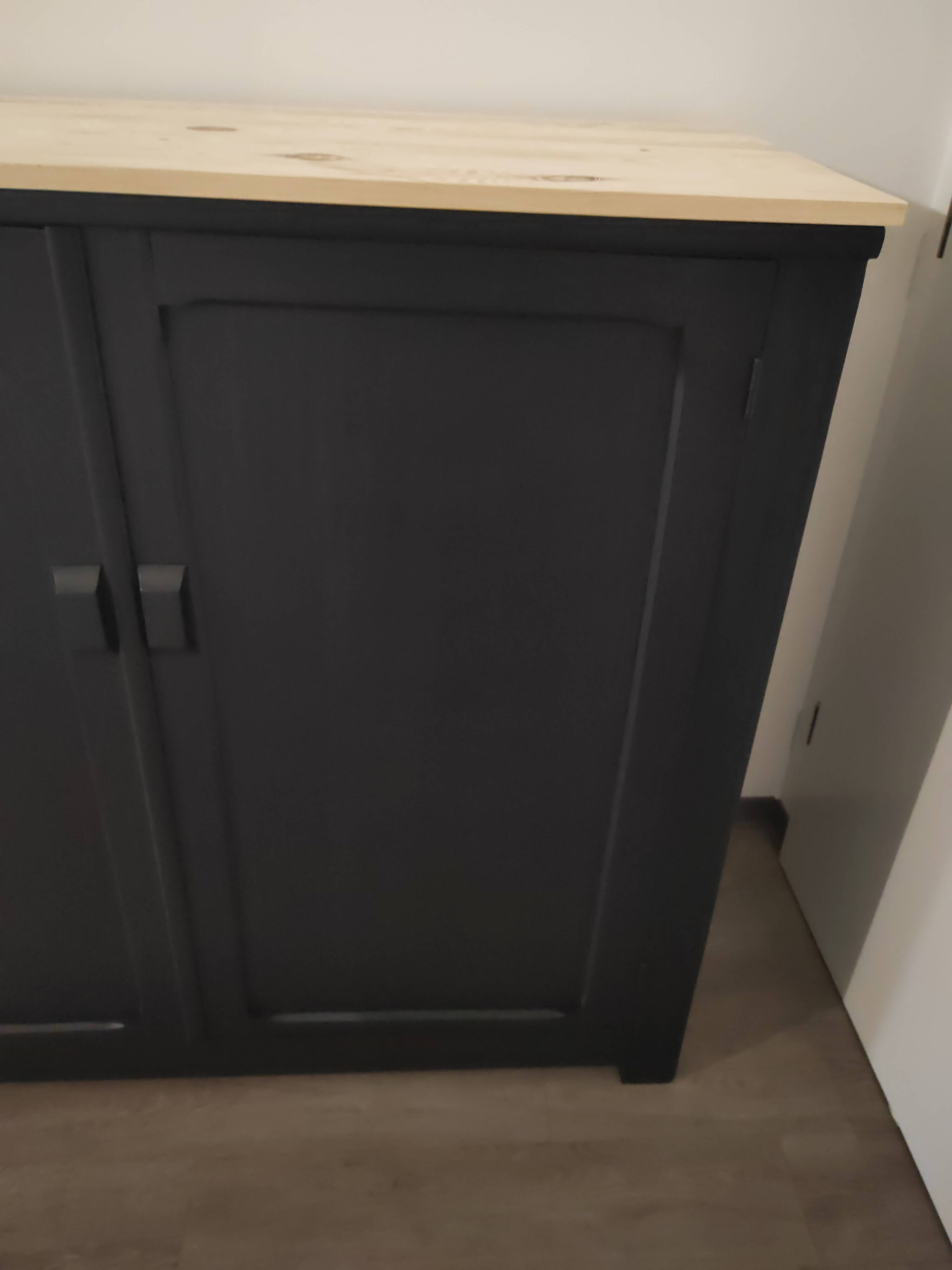 Parisian sideboard in black painted wood