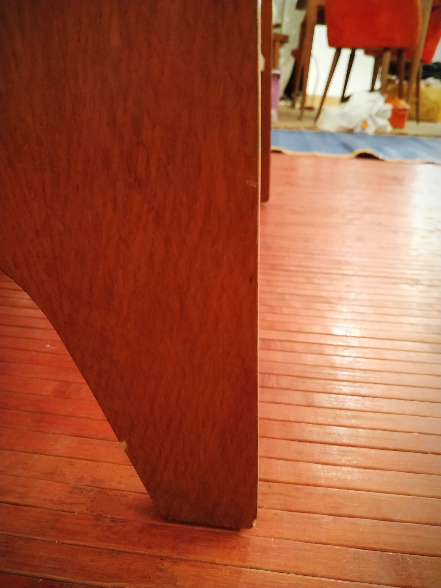 Vintage glass-fronted chest of drawers/bookshelf