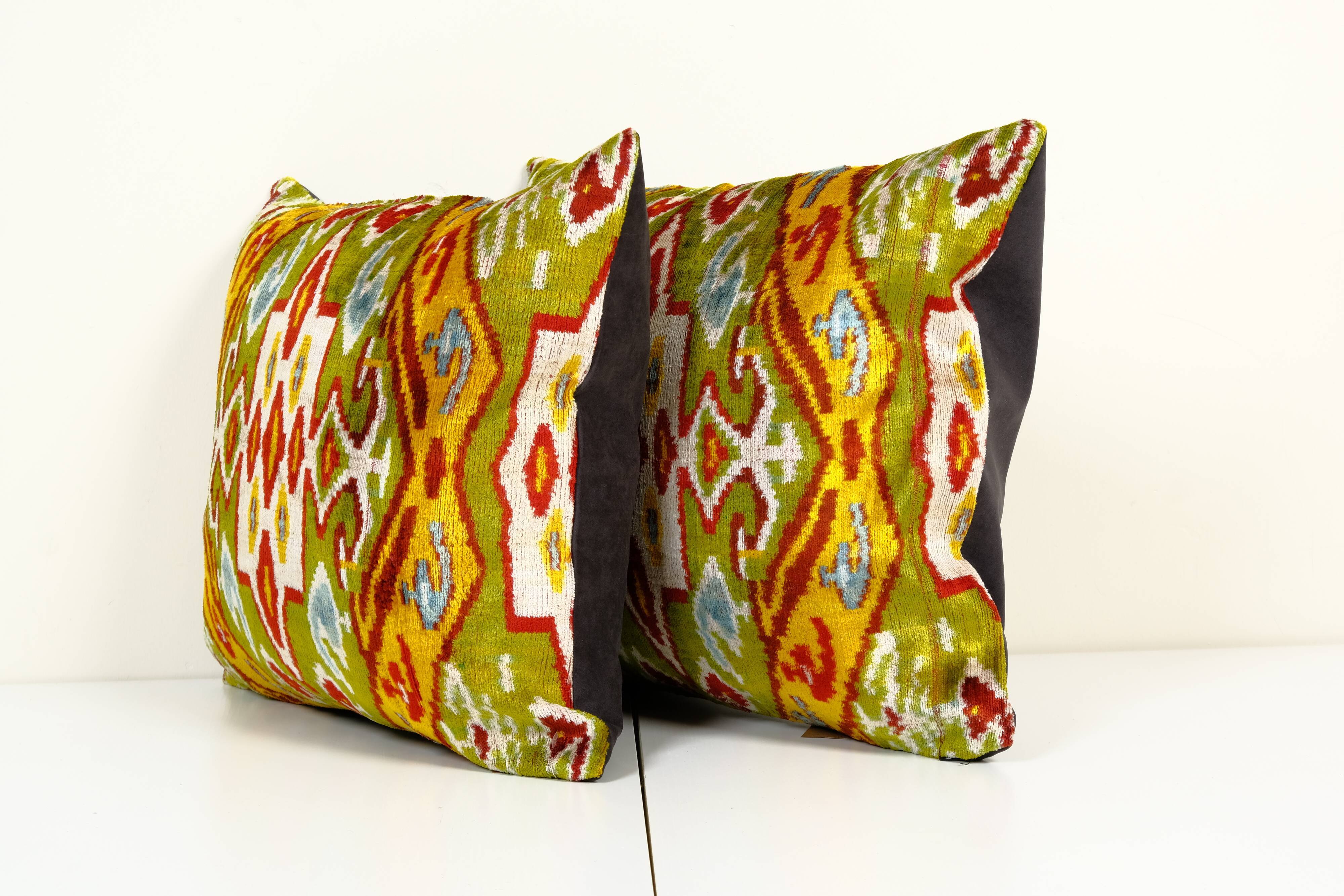 Pair of cushions