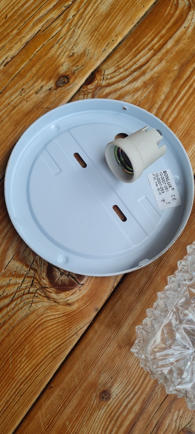 Chiseled glass ceiling lamp