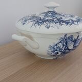Tiled tureen Gien Wedgwood blue décor