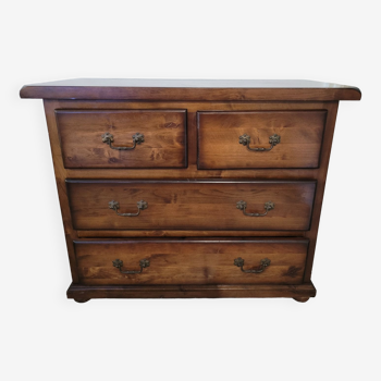 Chest of drawers in solid wood