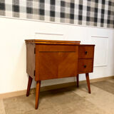 Scandinavian storage unit