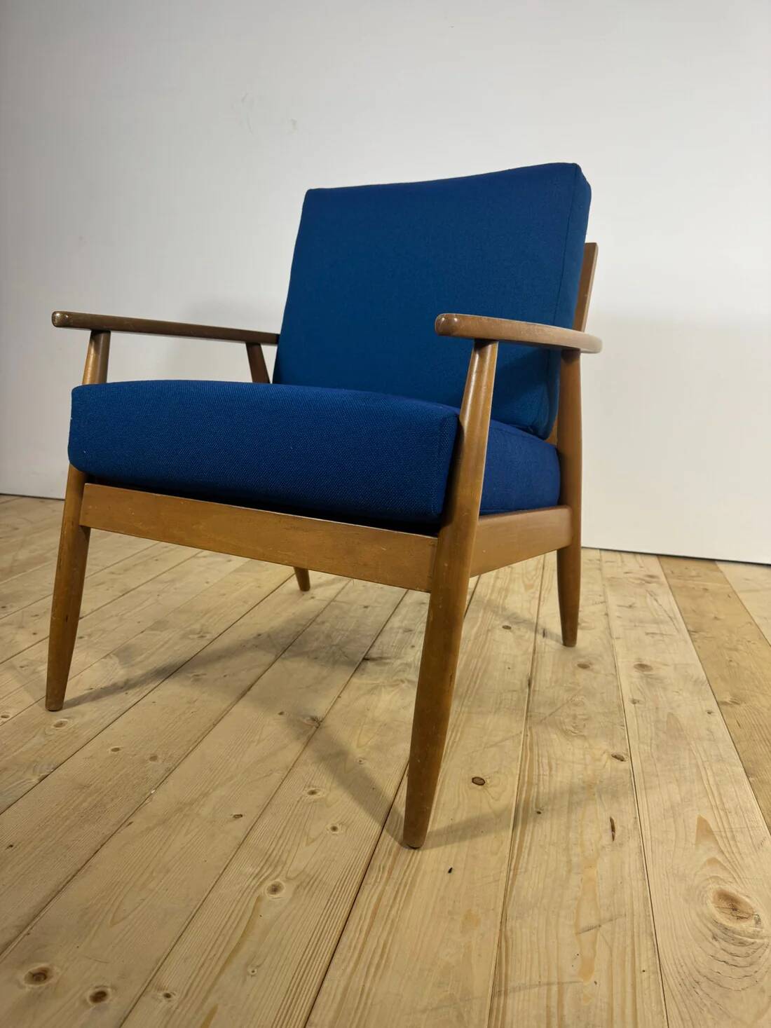 Danish armchair 1960s – Mid-century seat in teak and fabric