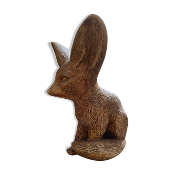 Sculpture of a fennec in plaster painted by Maxime Fillon.