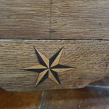 18th oak chest of drawers
