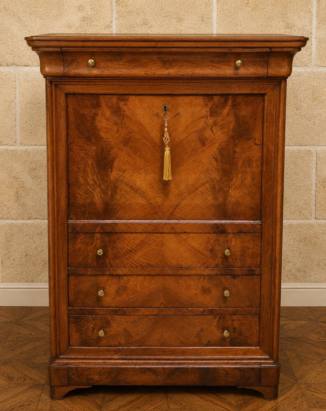 Important secretary in walnut from the Louis Philippe period, 19th century.
