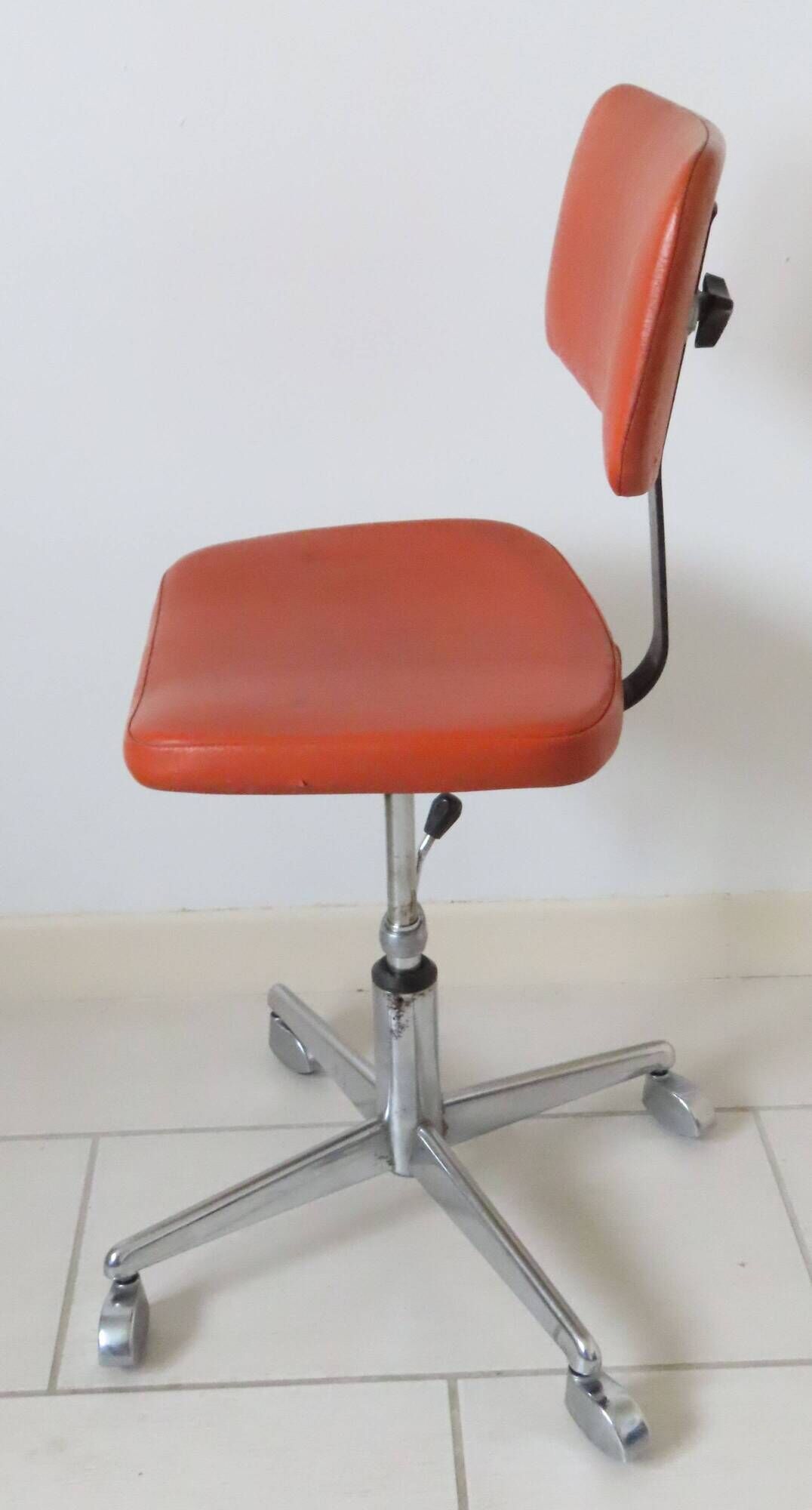 Eurosit vintage industrial workshop chair in chromed metal and orange imitation leather