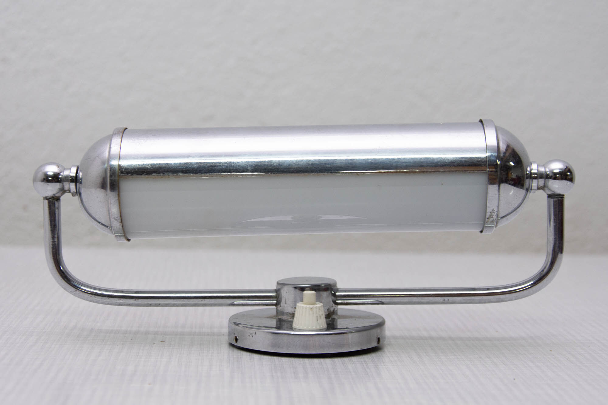 Bauhaus chromium plated wall lamp, 1940
