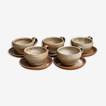 Series of 5 cups and saucers in sandstones, artisanal work