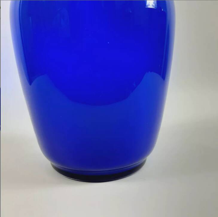 Pair of amphora vase and flat vase, vintage Murano glass.