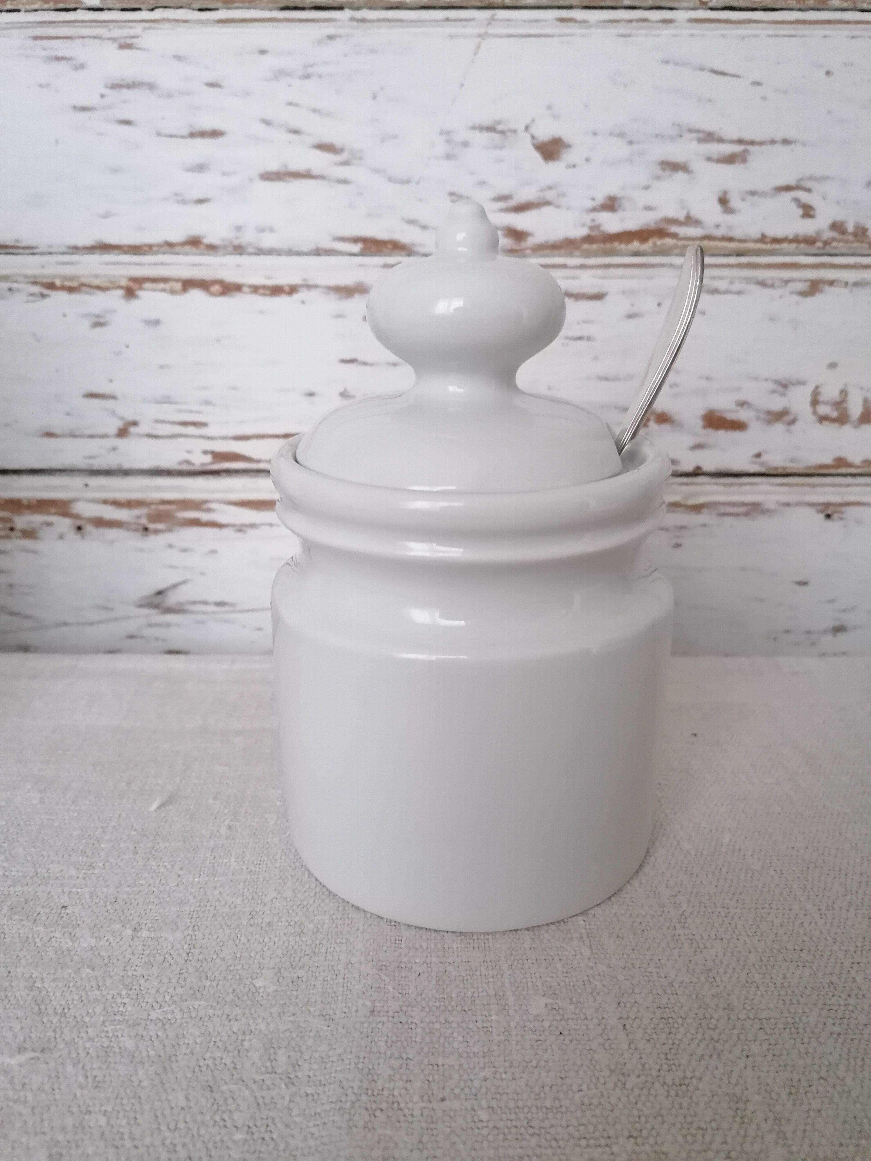 Thick white porcelain sugar