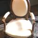Fauteuil cabriolet à dossier médaillon epoque Louis XVI