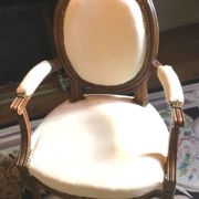 Louis XVI period cabriolet armchair with medallion back