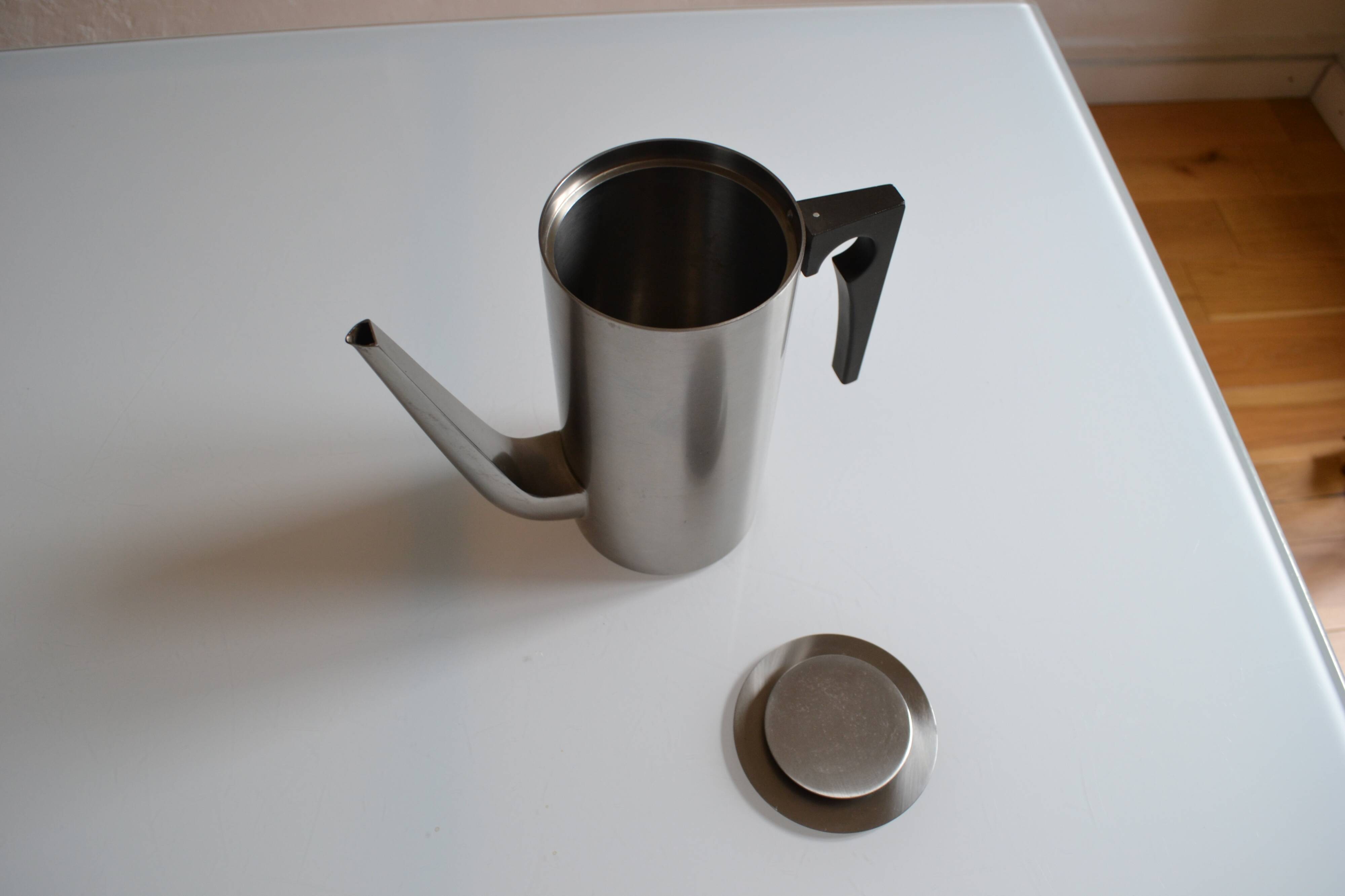 Cylinda coffee maker by Arne Jacobsen for Stelton in 1967 Scandinavian design