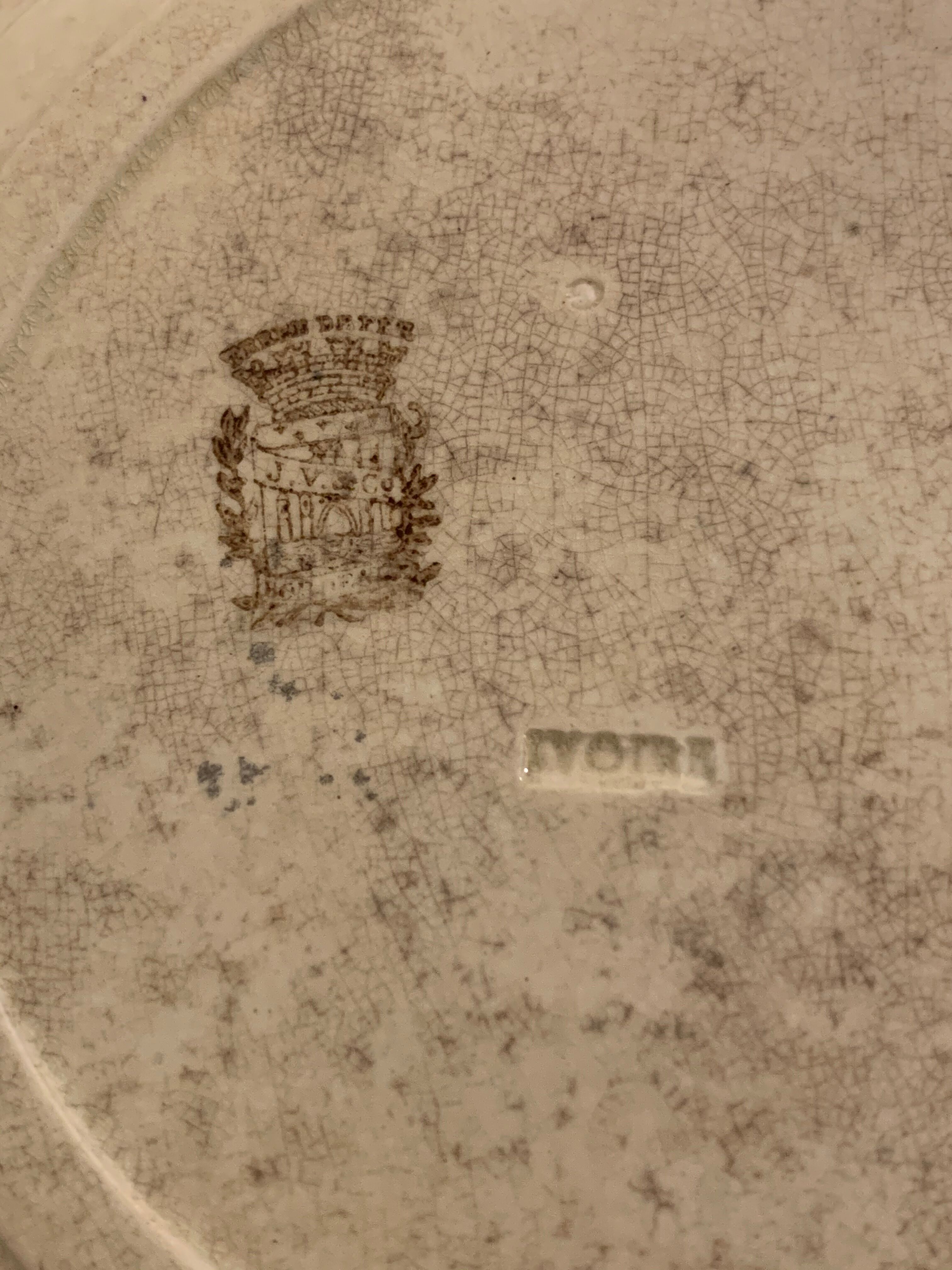 12 old polychrome flat plates Jules Vieillard Bordeaux, 19th century