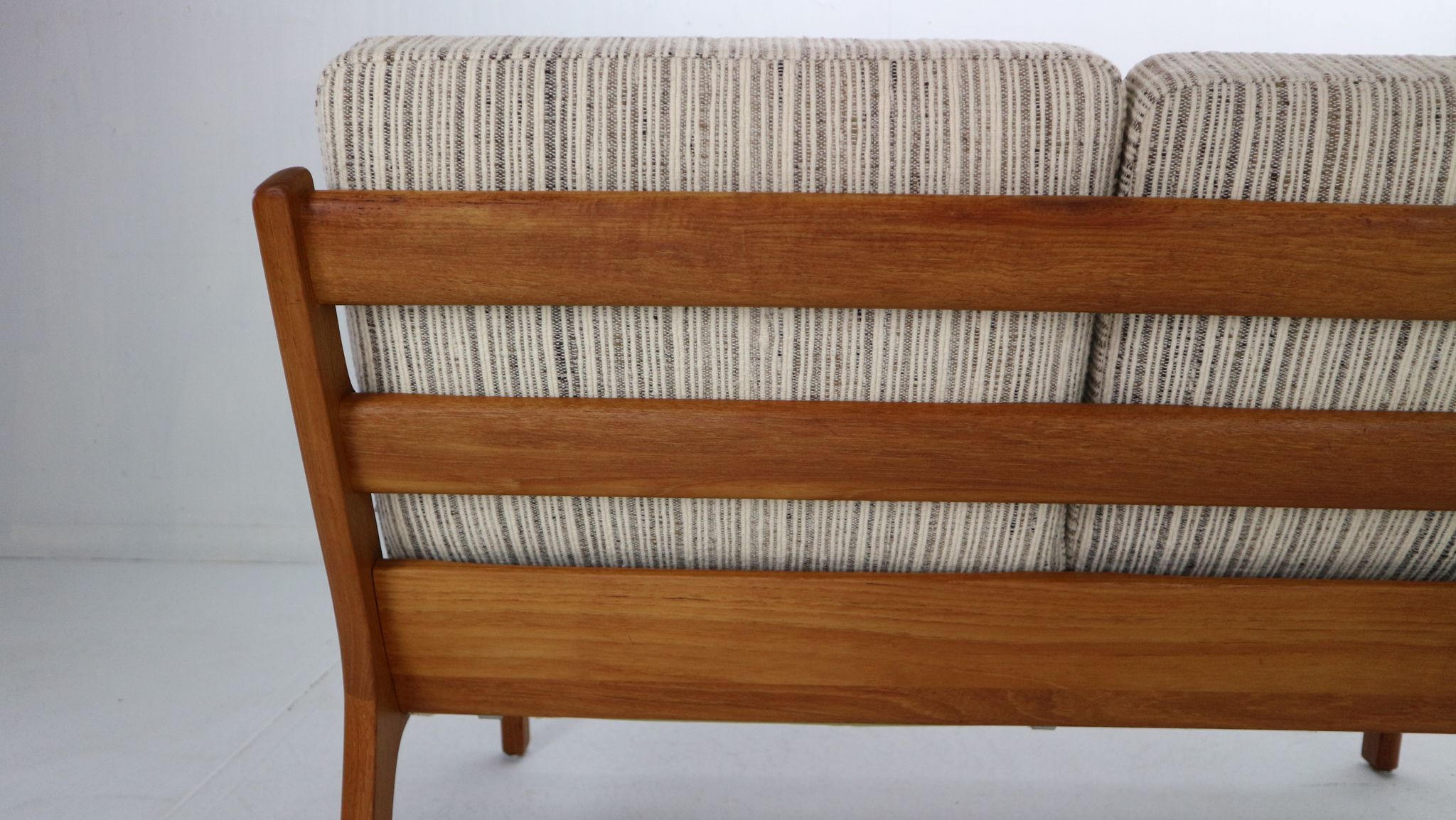Ole Wanscher Senator 166 Teak 2-Seater Sofa for France & Søn, 1960 Denmark