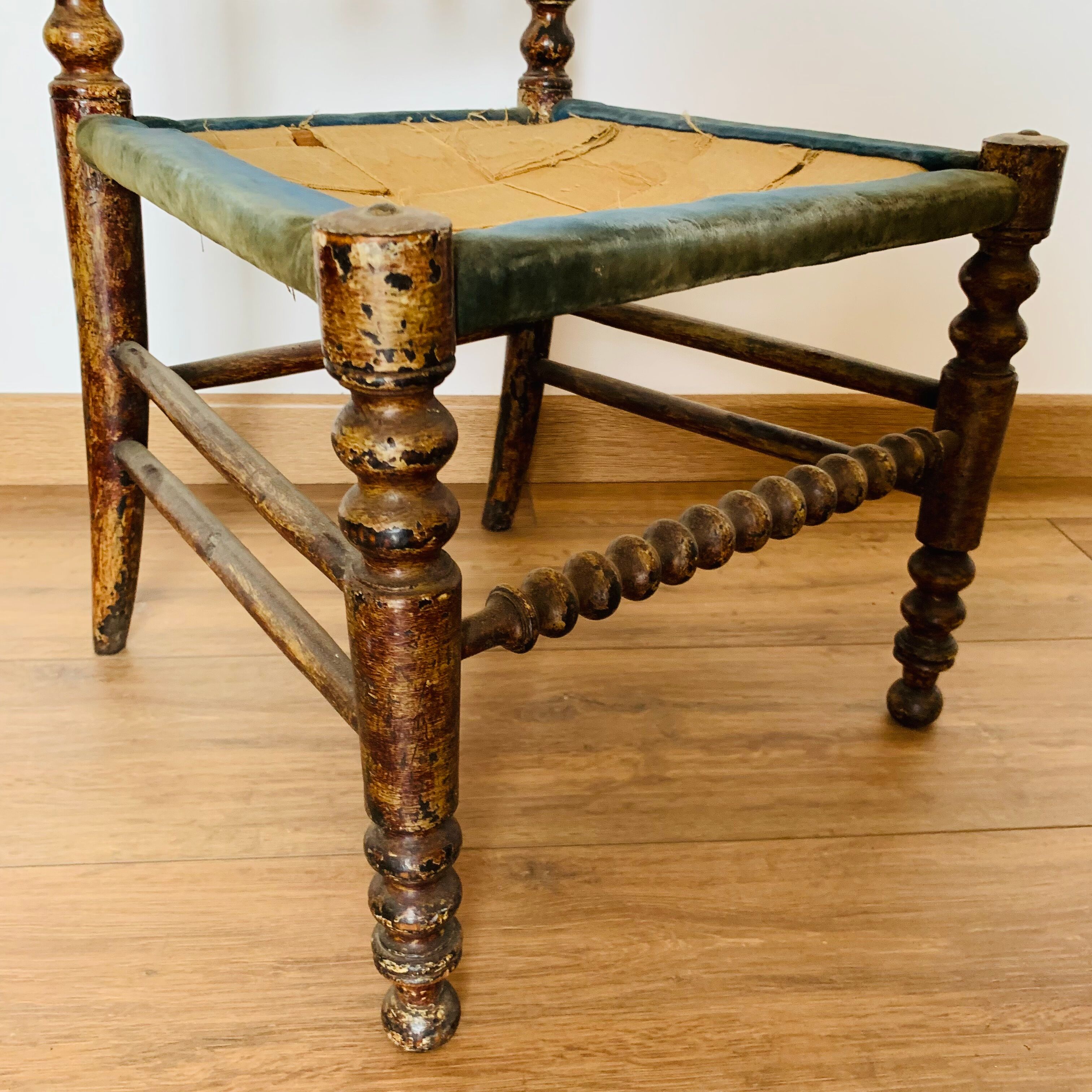 Nanny's chair in turned wood